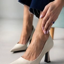 The Fashion Project Γόβες μυτερές με ιδιαίτερο τακούνι - Μπεζ