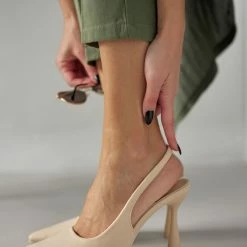 The Fashion Project Γόβες μυτερές με λουράκι - Μπεζ