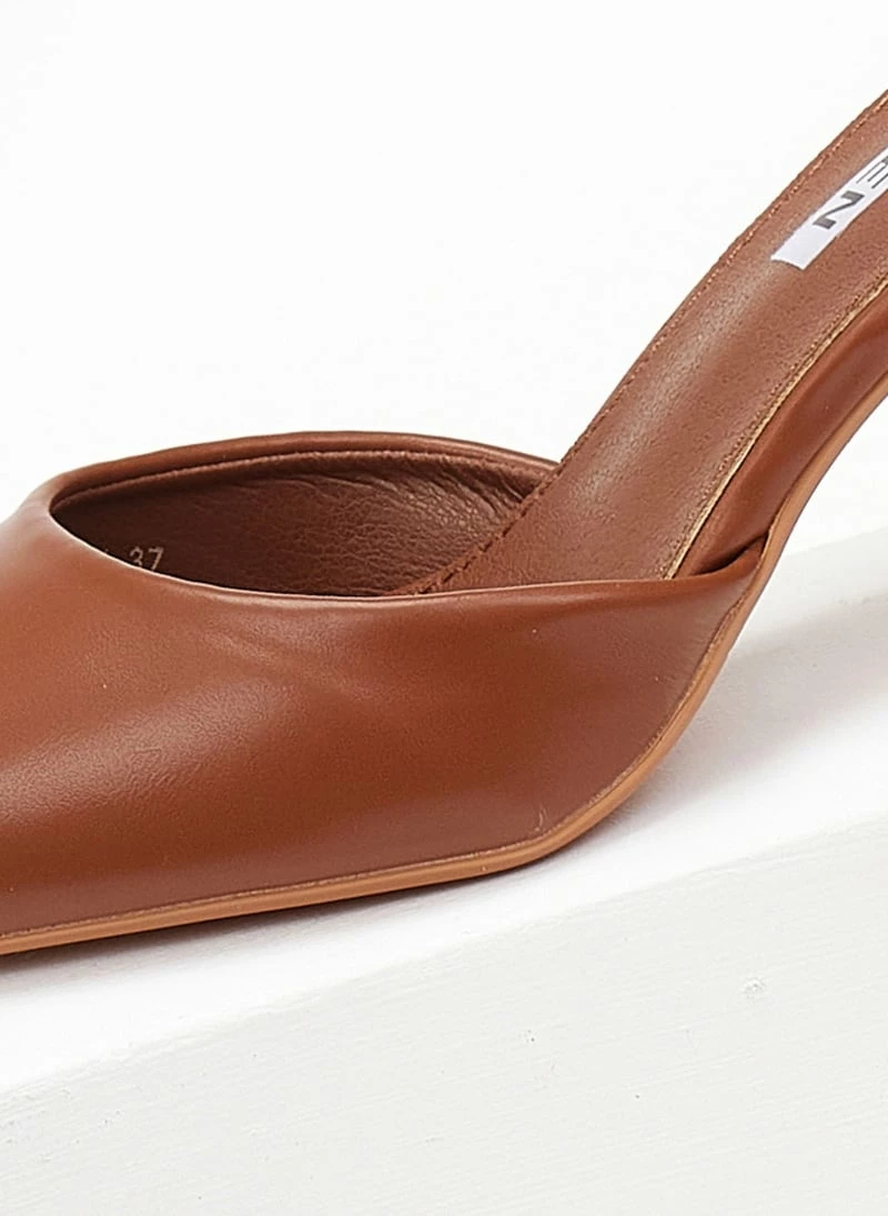 The Fashion Project Γόβες μυτερές με μπαρέτα - Ταμπά - Image 6