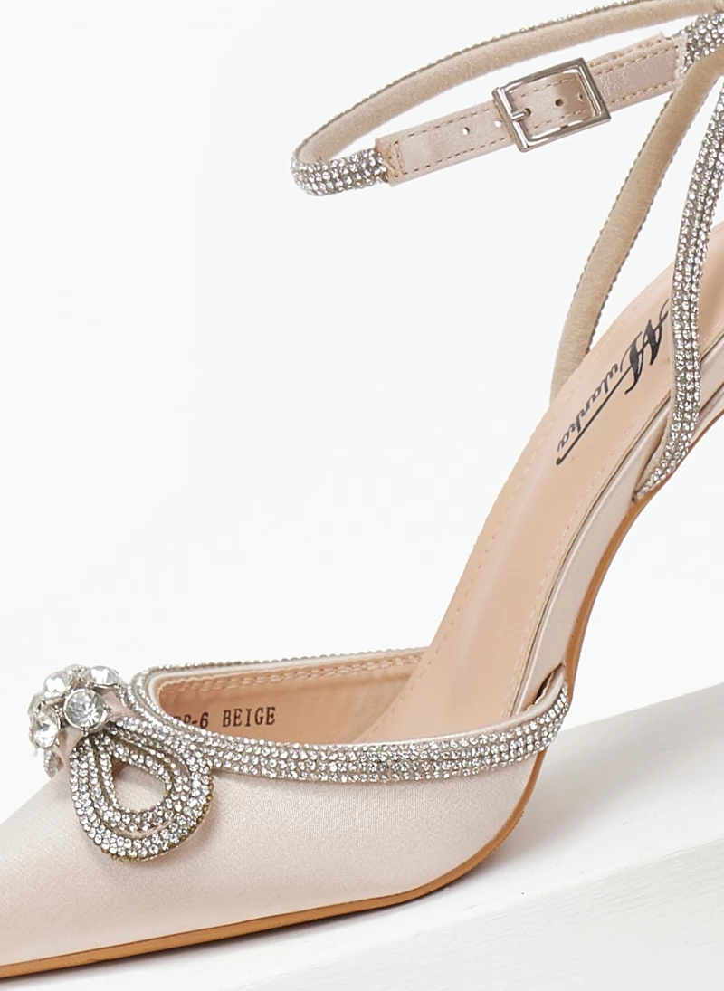 The Fashion Project Γόβες σατέν μυτερές με μπαρέτα και στρας - Μπεζ - Image 3