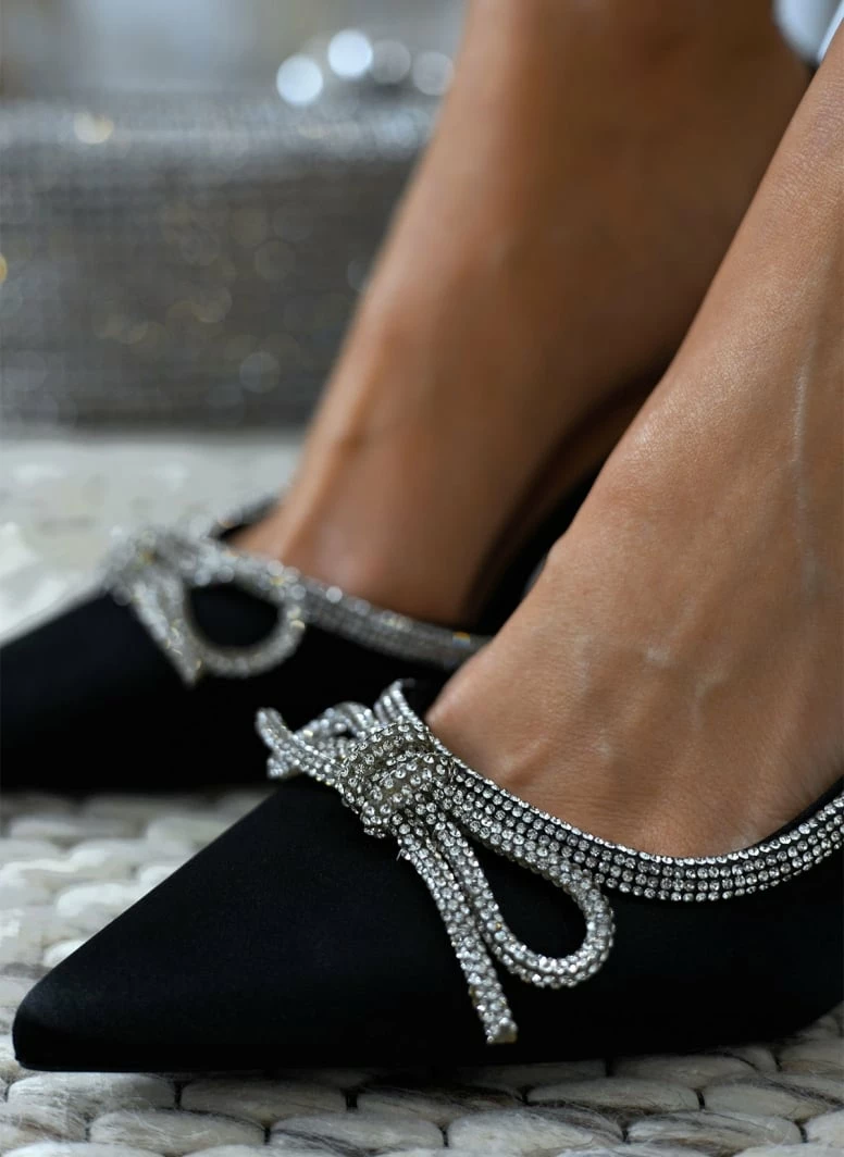 The Fashion Project Γόβες σατέν μυτερές με στρας φιόγκο - Μαύρο