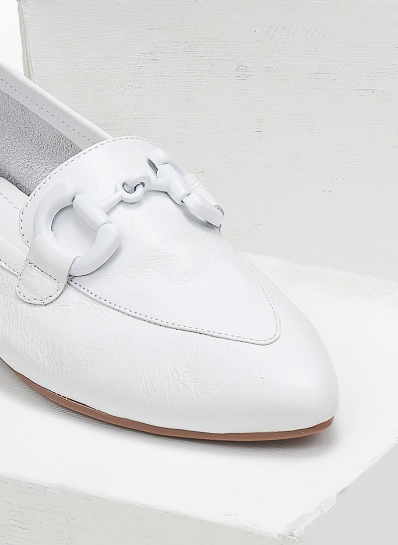 Loafers δερμάτινα μυτερά CARMELA 160472 - Λευκό - Image 5