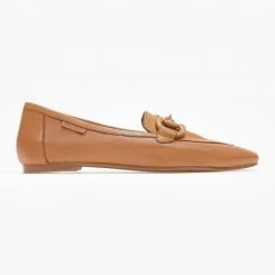 Loafers δερμάτινα μυτερά CARMELA 160472 - Κάμελ