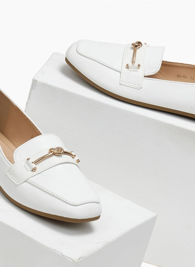 The Fashion Project Loafers με μεταλλικό κόμπο - Λευκό - Image 3