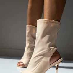 The Fashion Project Μποτάκια κάλτσα με μεταλλική λεπτομέρεια - Μπεζ