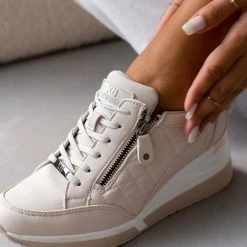 Xti Footwear Sneakers Wedges με καπιτονέ σχέδιο Xti 140063 - Μπεζ