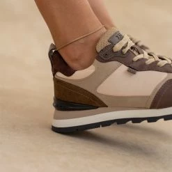 Xti Footwear Sneakers σε συνδυασμούς χρωμάτων Xti 14242 - Τάουπε