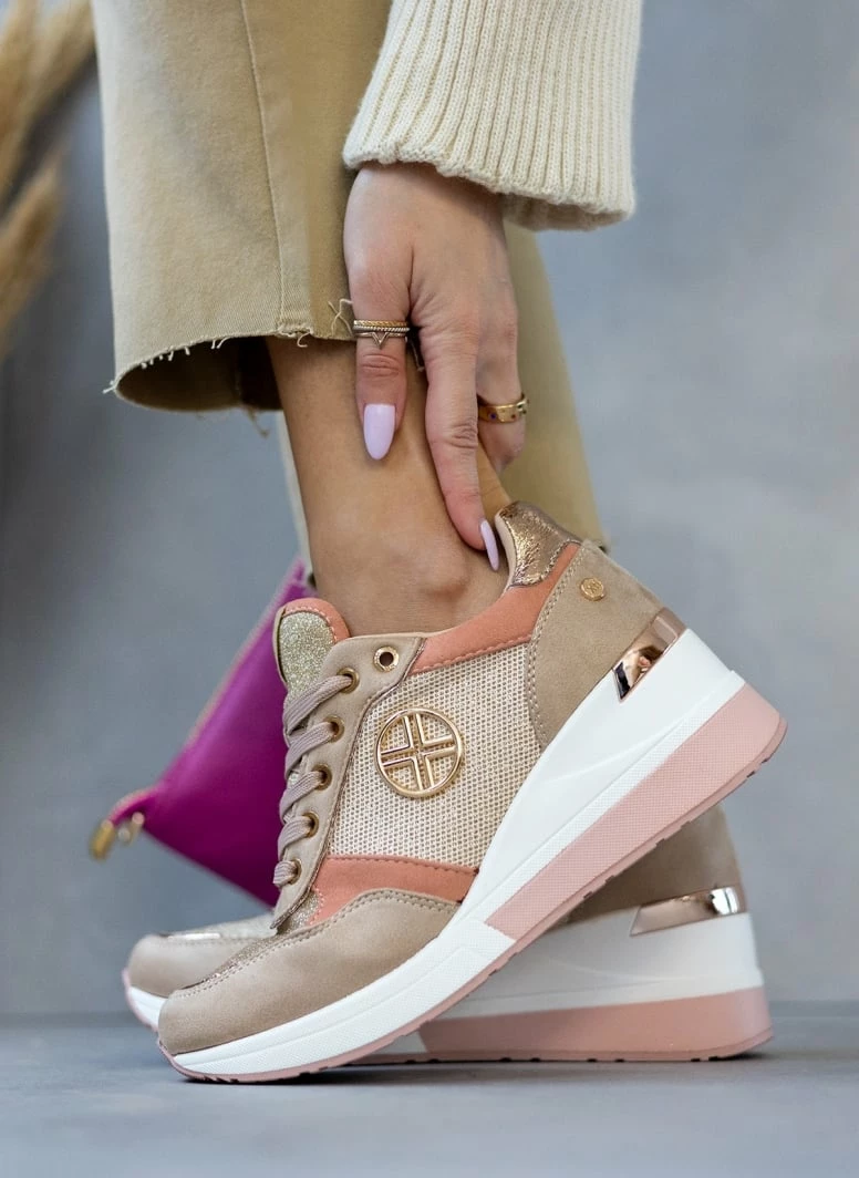 Xti Footwear Sneakers Wedges με Glitter Xti 141116 - Μπεζ